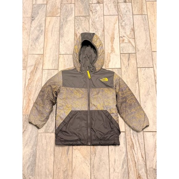 The North Face boys XXS (size 5) REVERSIBLE puffer Winter coat